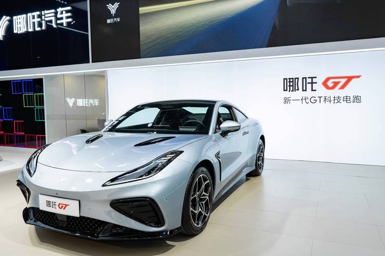 东莞茶山镇缘创超企业管理咨询哪吒汽车在智能汽车领域的表现，领途汽车在新能源汽车市场中的影响力